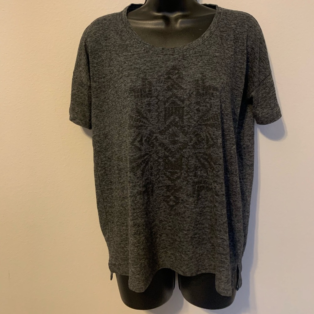 Old Navy Boyfriend T-Shirt - Size Small